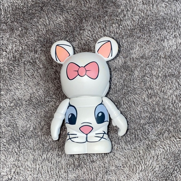 Disney Other - 🌵 Retired Disney Vinylmation Marie from the "Aristocats" series!